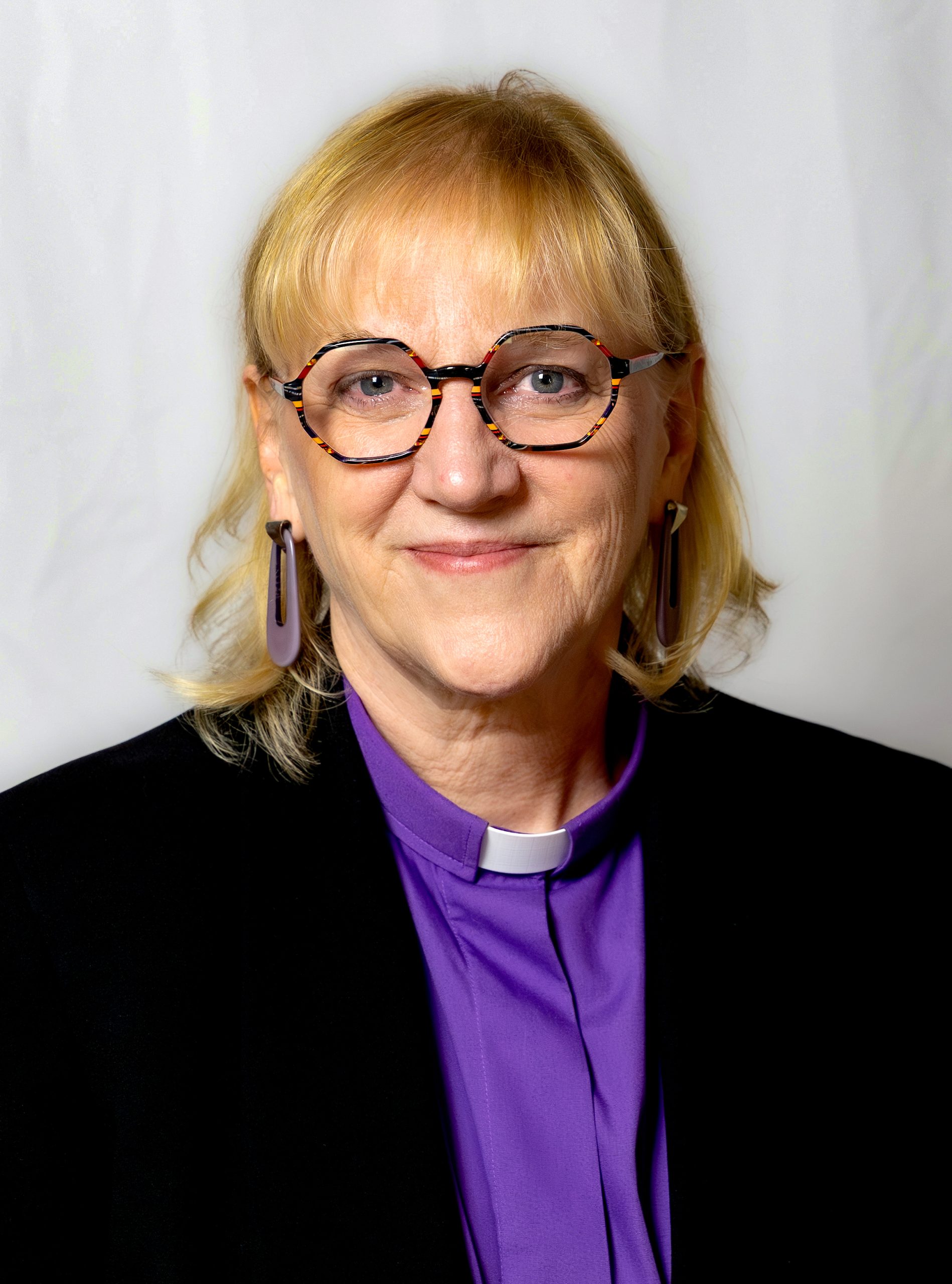 Pr. Laurie Neill